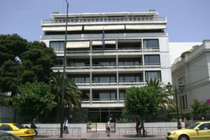 Προαγωγές υπαλλήλων για 30.000 θέσεις – Βγήκε η ύλη για όλους τους δημοσίους υπαλλήλους